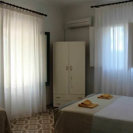 Dei Pini Bed & Breakfast *